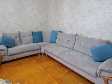 künc divanlar kreditlə: Künc divan, İşlənmiş, Açılan, Bazalı, Çatdırılma yoxdur