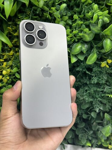 IPhone 15 Pro Max, Б/у, 256 ГБ, Natural Titanium, Зарядное устройство, Защитное стекло, Чехол, 100 %