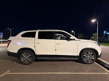 bmw ix3: Ssangyong Rexton Sports: 2018 г., 2.2 л, Автомат, Дизель, Пикап — 3
