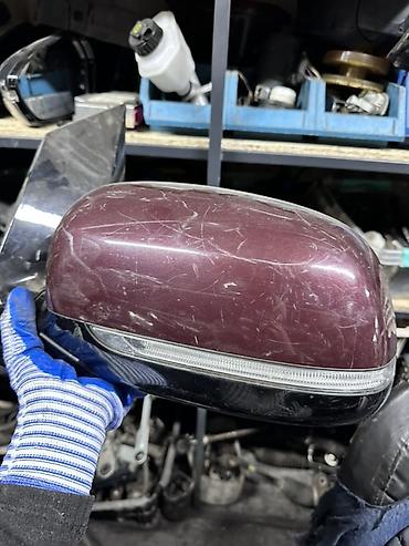 зеркало заднего вида боковое левое: Левое наружное зеркало заднего вида для автомобиля. Характеристики: - — 2