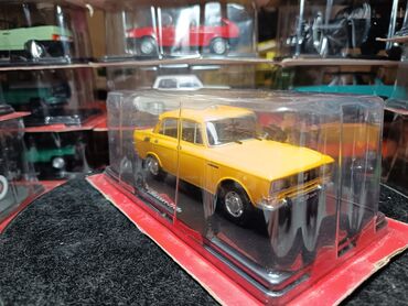 Renault: 2025 год, 1:24, Железо, Самовывоз, Бесплатная доставка, Платная доставка