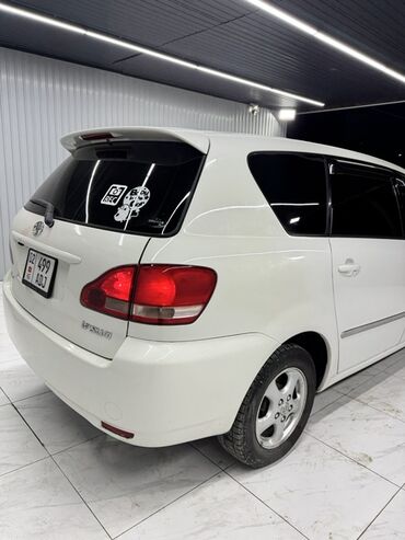 Toyota: Toyota Ipsum: 2001 г., 2.4 л, Автомат, Бензин, Минивэн — 1