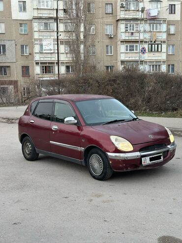 Toyota: Toyota Дуэт: 2000 г., 1 л, Автомат, Бензин, Хэтчбэк — 1