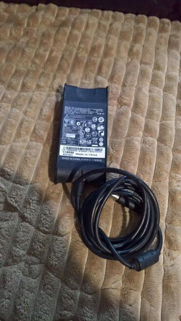 Adapteri i punjači za laptop: Dell ADP-70EB 20V 3.5ADell DA90PE1-00 19.5 v 4.64ADell HA65NS2-00 19v — 9