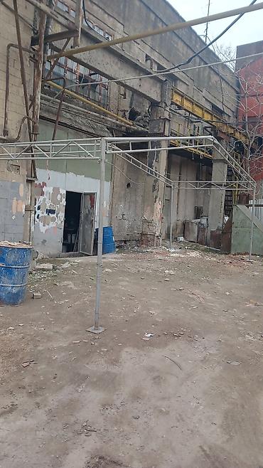 keçmə taxta: 8×30 metr keçmə çardaq var.4500 aznə.Bakıdadır — 2