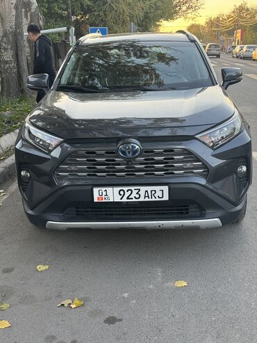 Toyota: Toyota RAV4: 2022 г., 2.5 л, Типтроник, Гибрид, Кроссовер