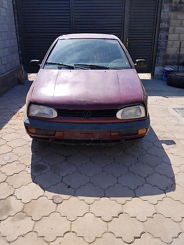 chek it: Volkswagen Golf: 1993 г., 1.6 л, Механика, Бензин, Хэтчбэк — 1