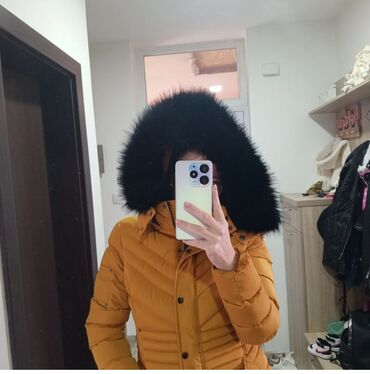 zimske ženske jakne: M (EU 38), Single-colored, With lining, Faux fur