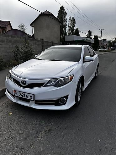 Toyota Camry: 2014 г., 2.5 л, Автомат, Бензин, Седан