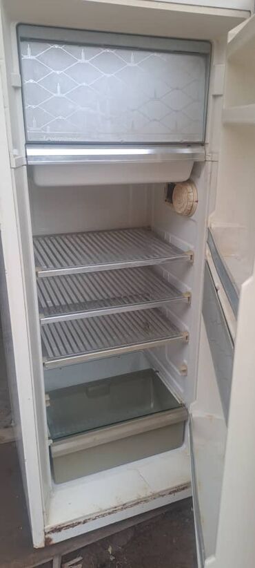 бытовая техника для кухни: Холодильник однокамерный с морозильным отделением сверху