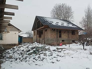 дом продаю жайылский район: 10 сотых жери менен үй сатылат баасы 200000$. адрес: 9 км. Ош - Алай — 8