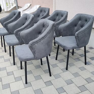 Stolice: Stolice i fotelje Radimo po porudzbini Boju birate Isporuka na adresi — 17