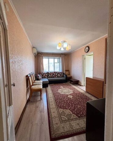 Офисы: 2 комнаты, 48 м², Индивидуалка, 3 этаж, Косметический ремонт