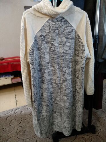 платье хб: Продаю платье вязаное, размер 48-50 б/у В хорошем состоянии. Длина