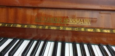 alexander herrmann пианино: Alexander Herrman, Almaniya istehsalı 1965ci il, hündürlüyü 115 sm