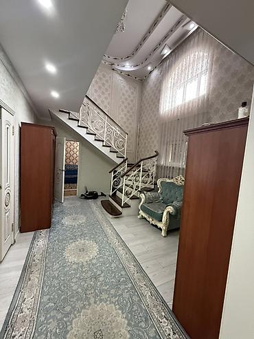 Продажа домов: 6 комнат, 200 м², 5 соток, Бишкек, Восток-5 мкр Собственник — 5