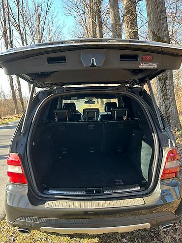 Mercedes-Benz: Mercedes-Benz M-Class (W164) krossover/SUV - Kuzov: qara rəng, 5 — 5