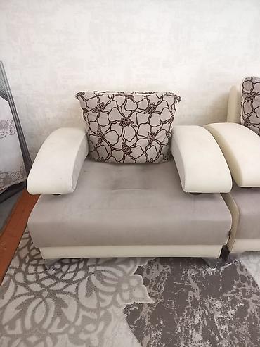 qazon suni: İşlənmiş, Klassik divan, 2 kreslo, Bazasız, Açılmayan — 2