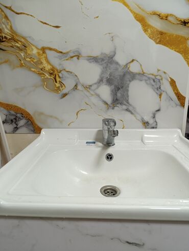 Иссык-Куль 2025: Койко-место, ХОСТЕЛ Каракол, Парковка, стоянка at lalafo.kg — 3 Иссык-Куль 2025: Койко-место, ХОСТЕЛ Каракол, Парковка, стоянка — 3