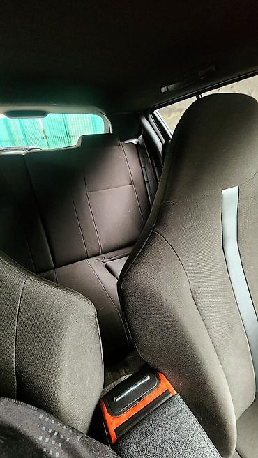 Toyota: Toyota Ist: 2002 г., 1.8 л, Автомат, Бензин, Хэтчбэк — 8