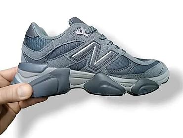 lude kucne papuce: New Balance / NB 9060 / 2026

Vel. : 36-41
Cena: 3800 din — 4