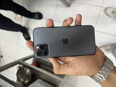Apple iPhone: IPhone 11 Pro, 64 GB, Barmaq izi, Simsiz şarj, Face ID