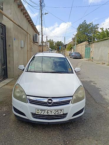 opel tikra: Opel Astra: 1.3 l | 2009 il 306000 km Universal — 1
