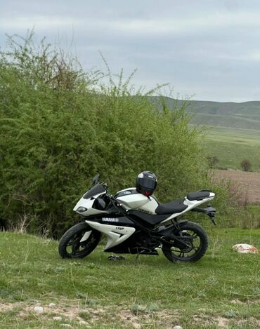 продаётся мотоцикл: Спортбайк Yamaha, 250 куб. см, Бензин, Взрослый, Б/у