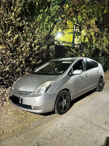 чехол на приус: Toyota Prius: 2005 г., Гибрид, Хетчбек