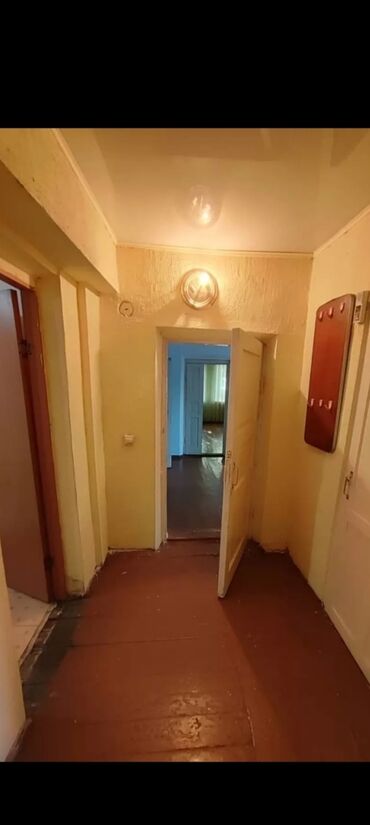 сдаю дом можно под бизнес: 63 м², 3 комнаты, Парковка, Забор, огорожен