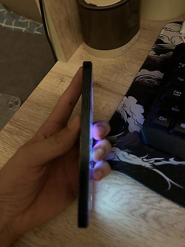 telefon ayfon 17: IPhone 13, Qara, Qırıq — 3