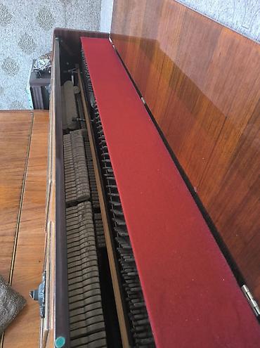 trenajor daşları: Məhsul: Akustik upright piano – “Belarus” (klassik model) Təsvir: - — 4