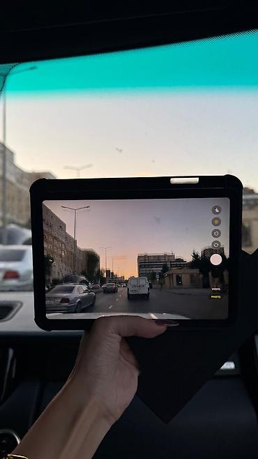 ipad klaviatura: Apple iPad planşeti – yash asfalt rəng Xüsusiyyətlər: - Kompakt və — 4
