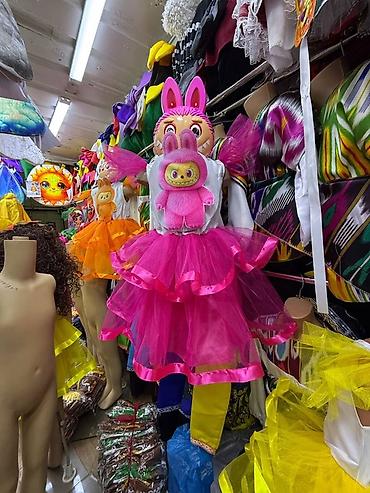 Карнавальные костюмы: Новогодние карнавальные костюмы - Дед Мороз: роскошные красные шубы с — 11