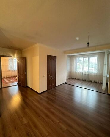 Продажа домов: Дом, 240 м², 7 комнат, Агентство недвижимости — 6