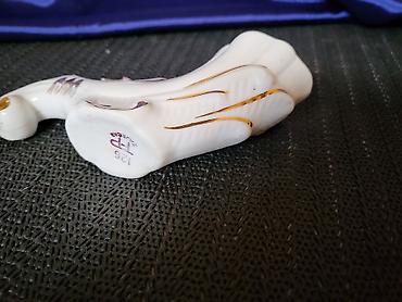 Ostali kućni dekor: Figura nova tkz opanak,Zajecar porcelan 70te. Figura,vazica nova na lalafo.rs — 2 Ostali kućni dekor: Figura nova tkz opanak,Zajecar porcelan 70te. Figura,vazica nova — 2