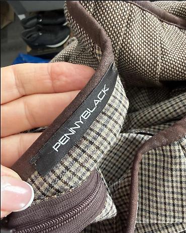 mona popusti: Prelepa, elegantna i za svaku priliku Max Mara Penny Black suknja — 3