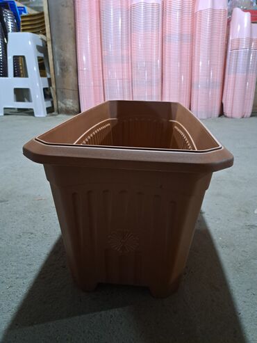 Bitkilər üçün dibçəklər: Anbardan Satiş Turkiye Istehsalidir. her model her olcude her reng — 2