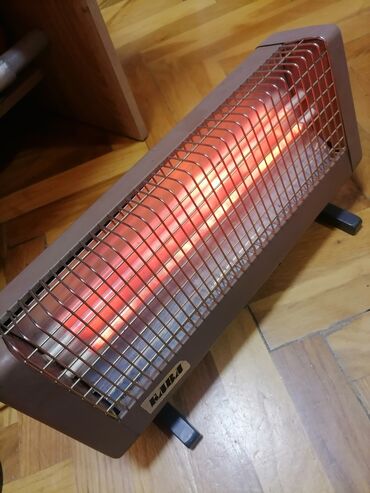 Kaloriferi: Grejalica Kvarcna mala FABA 1600w sa dva staklena grejača 
 Mirjevo — 2