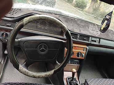 мэри: Mercedes-Benz W124: 1993 г., 2.2 л, Механика, Бензин, Седан — 9