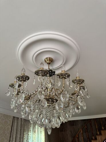 cılçıraq: Çılçıraq, 10 və daha çox lampa