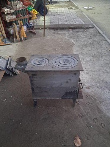 кой кыркыч: Старый Толчок Орозбекова 291Б размер высота 50см ширина 30см длина