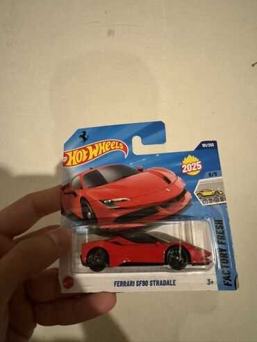 VAZ (LADA): Hot Wheels – Ferrari SF90 Stradale mini modeli - Brend: Hot Wheels