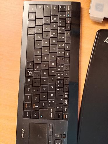 gaming racunari: Trust bežična tastatura sa touchpadom, model 16819 - Kompaktna — 1
