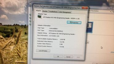 Desktop računari i radne stanice: Desktop lep i stabilan amd masina 100% ispravan procesor amd sempron — 12