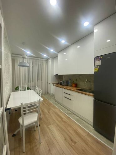 Продажа квартир: 3 комнаты, 78 м², Элитка, 11 этаж, Евроремонт