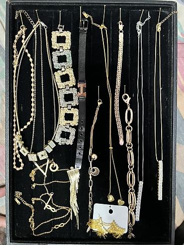 Наборы украшений: РАСПРОДАЖА Набор бижутерии бу и новые в современном стиле: 1) — 11