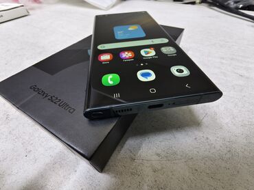 набор для телефона: Samsung Galaxy S22 Ultra, Б/у, 256 ГБ, цвет - Зеленый, 1 SIM, 2 SIM, eSIM