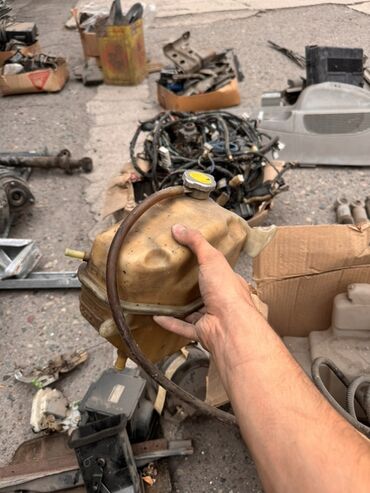 Другие автозапчасти: Запчасти для Mitsubishi space gear — 80