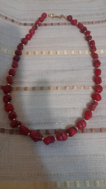 Bijuteriya dəstləri: Türkuz daşlardan hazırlanmış zərgərlik dəsti - Dəst tərkibi: 1 ədəd — 6